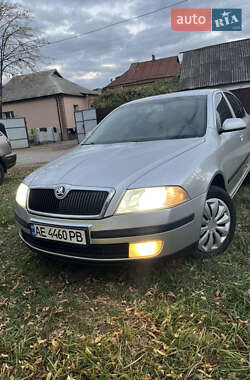Лифтбек Skoda Octavia 2007 в Днепре