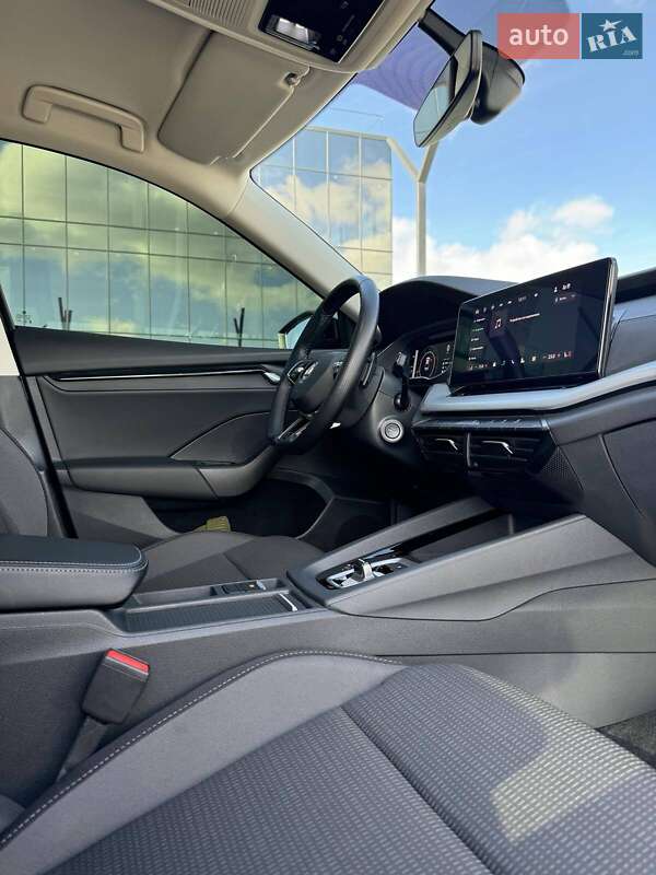 Лифтбек Skoda Octavia 2024 в Днепре
