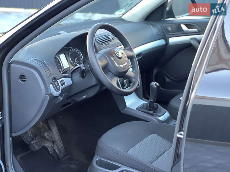 Універсал Skoda Octavia 2010 в Вознесенську фото 11 Універсал Skoda Octavia 2010 в Вознесенську
