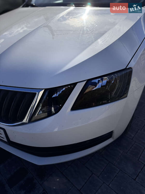 Ліфтбек Skoda Octavia 2019 в Івано-Франківську