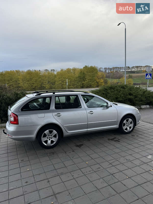 Универсал Skoda Octavia 2009 в Великой Багачке фото 4 Универсал Skoda Octavia 2009 в Великой Багачке