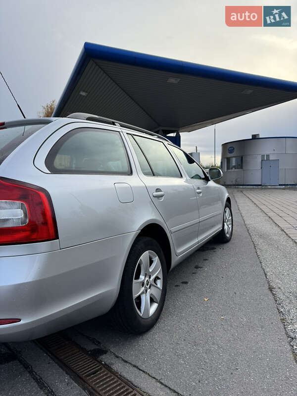 Универсал Skoda Octavia 2009 в Великой Багачке фото 11 Универсал Skoda Octavia 2009 в Великой Багачке