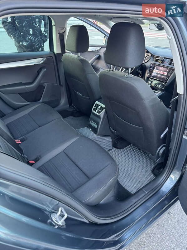 Универсал Skoda Octavia 2018 в Софиевской Борщаговке