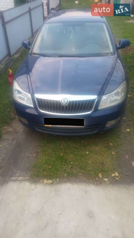 Універсал Skoda Octavia 2012 в Маневичах