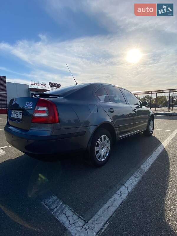 Лифтбек Skoda Octavia 2009 в Киеве