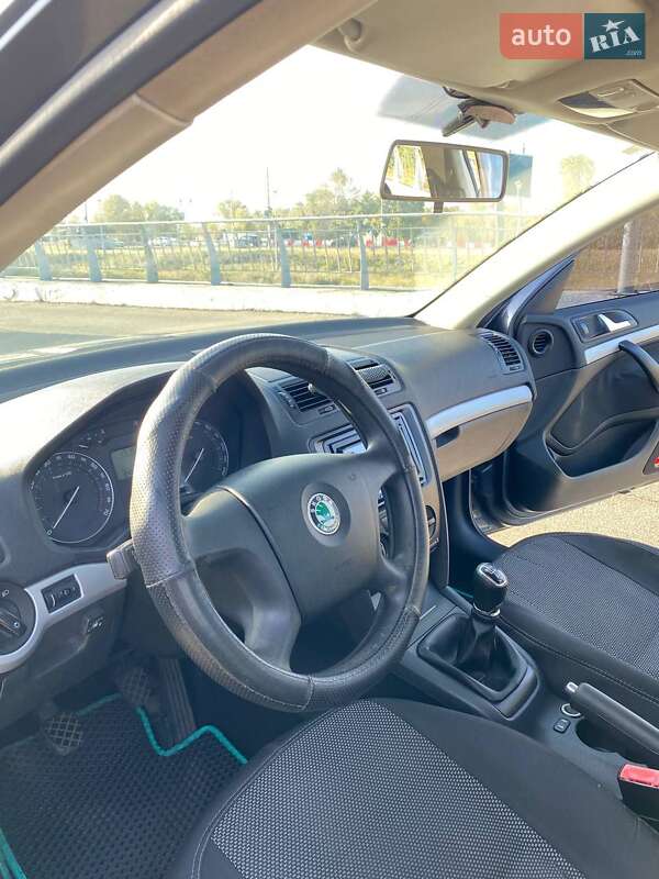 Лифтбек Skoda Octavia 2009 в Киеве