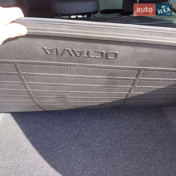 Универсал Skoda Octavia 2013 в Луцке фото 11 Универсал Skoda Octavia 2013 в Луцке