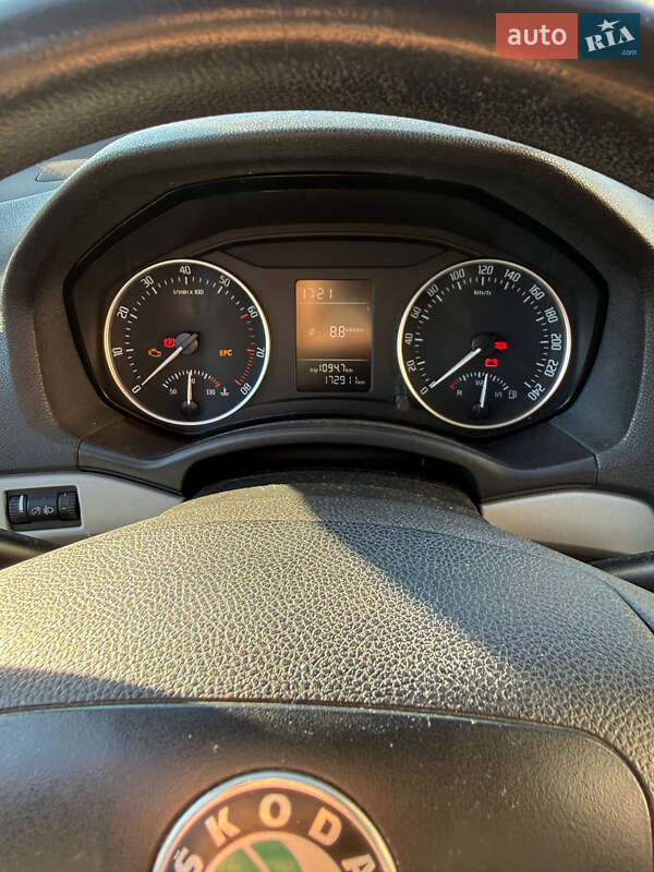 Лифтбек Skoda Octavia 2012 в Виннице