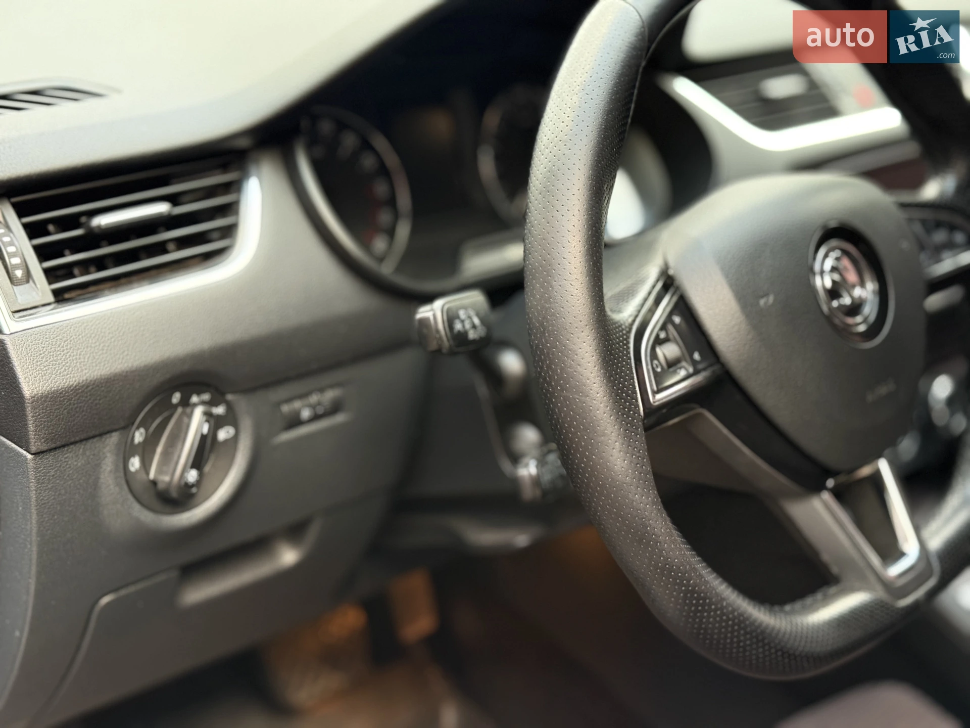 2015 Skoda Octavia - мініатюра 24