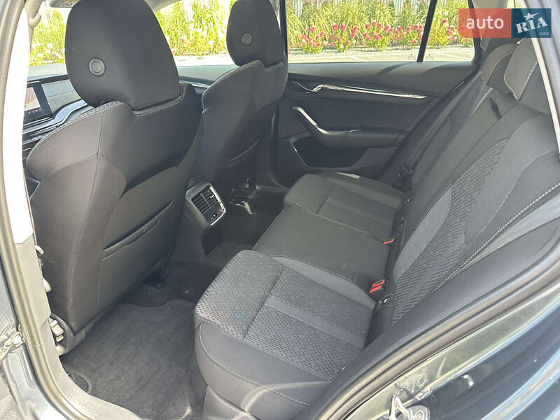 Универсал Skoda Octavia 2021 в Луцке фото 37 Универсал Skoda Octavia 2021 в Луцке