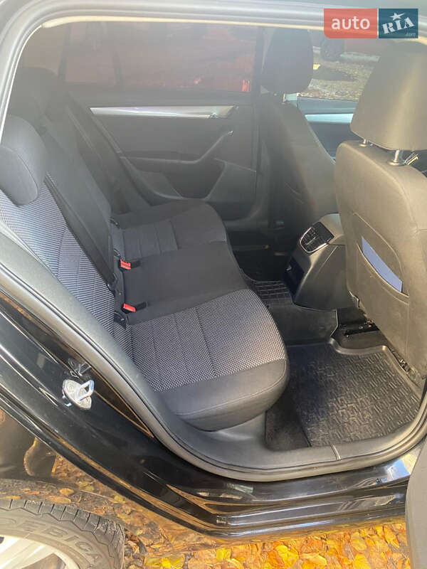 Универсал Skoda Octavia 2013 в Киеве фото 13 Универсал Skoda Octavia 2013 в Киеве