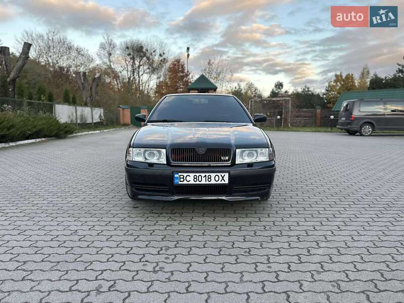 Лифтбек Skoda Octavia 2003 в Львове
