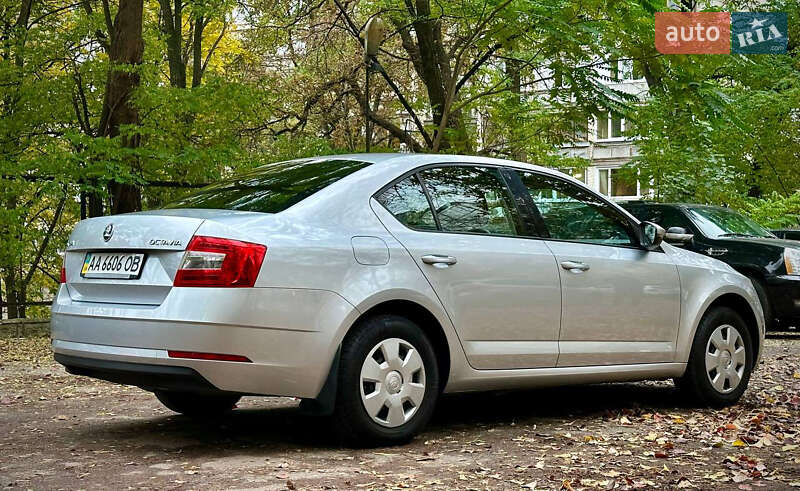 Лифтбек Skoda Octavia 2018 в Киеве