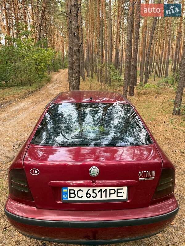 Лифтбек Skoda Octavia 1998 в Полтаве