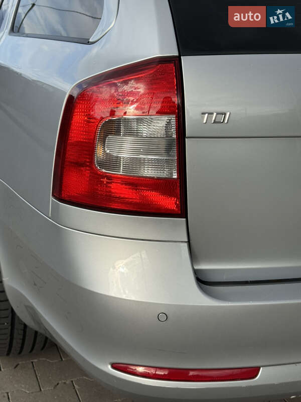 Универсал Skoda Octavia 2012 в Ровно