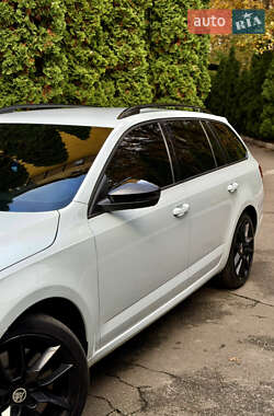 Універсал Skoda Octavia 2015 в  фото 3 Універсал Skoda Octavia 2015 в