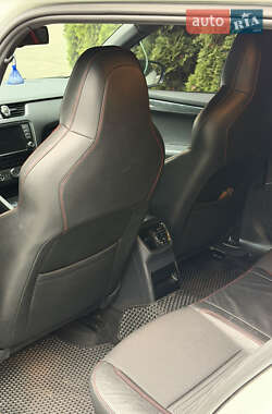 Універсал Skoda Octavia 2015 в  фото 36 Універсал Skoda Octavia 2015 в