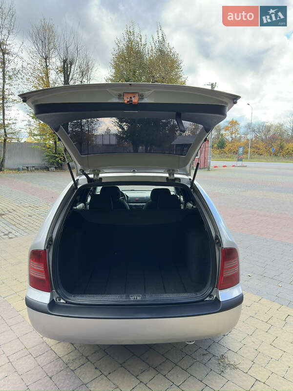 Універсал Skoda Octavia 2003 в Тернополі