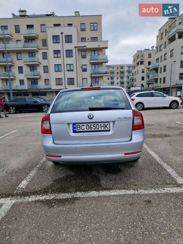 Универсал Skoda Octavia 2011 в Львове