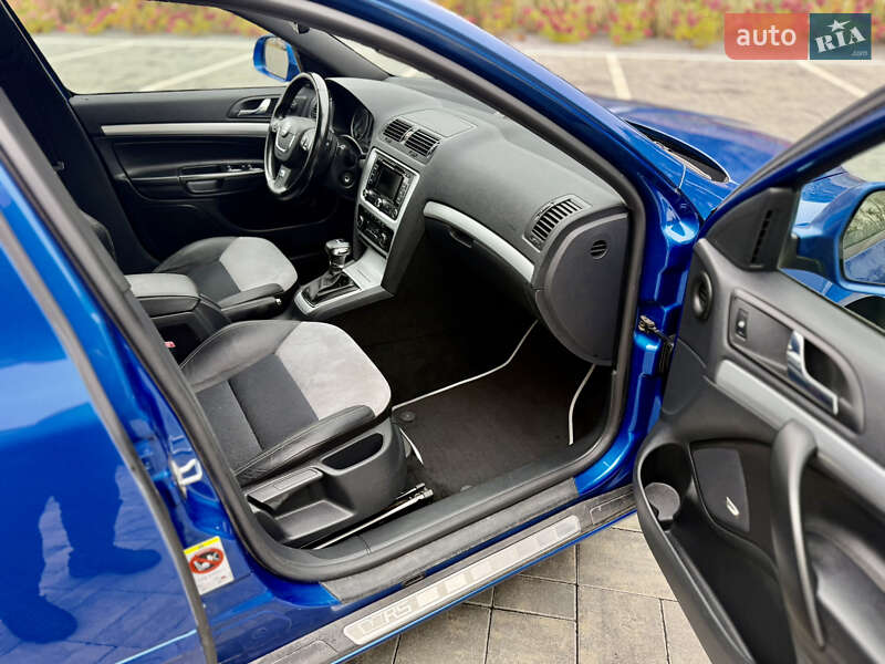 Универсал Skoda Octavia 2010 в Луцке