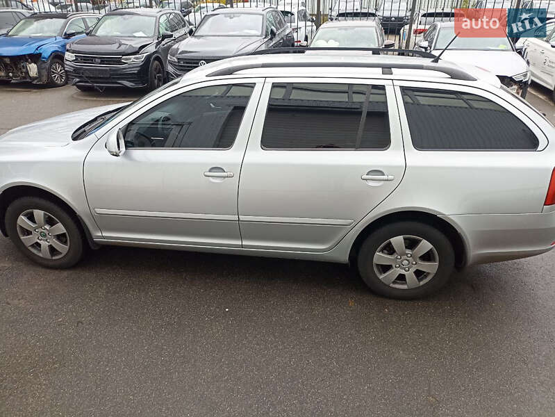 Универсал Skoda Octavia 2012 в Киеве