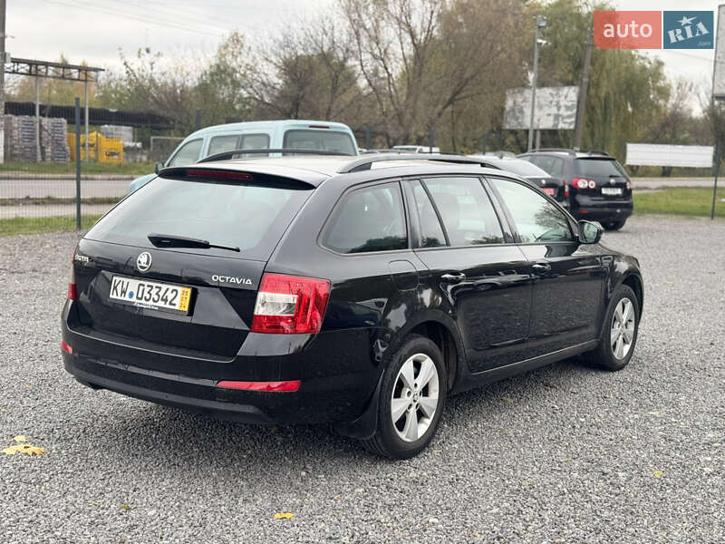 Универсал Skoda Octavia 2014 в Староконстантинове