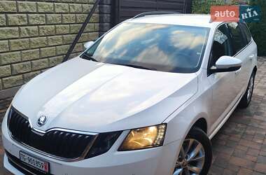Универсал Skoda Octavia 2018 в Ровно
