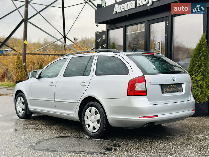 Универсал Skoda Octavia 2012 в Харькове