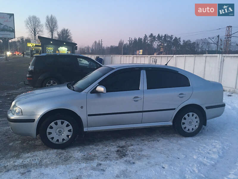Лифтбек Skoda Octavia 2008 в Ирпене