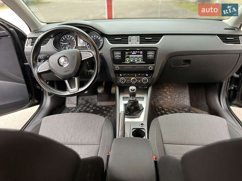 Универсал Skoda Octavia 2015 в Харькове