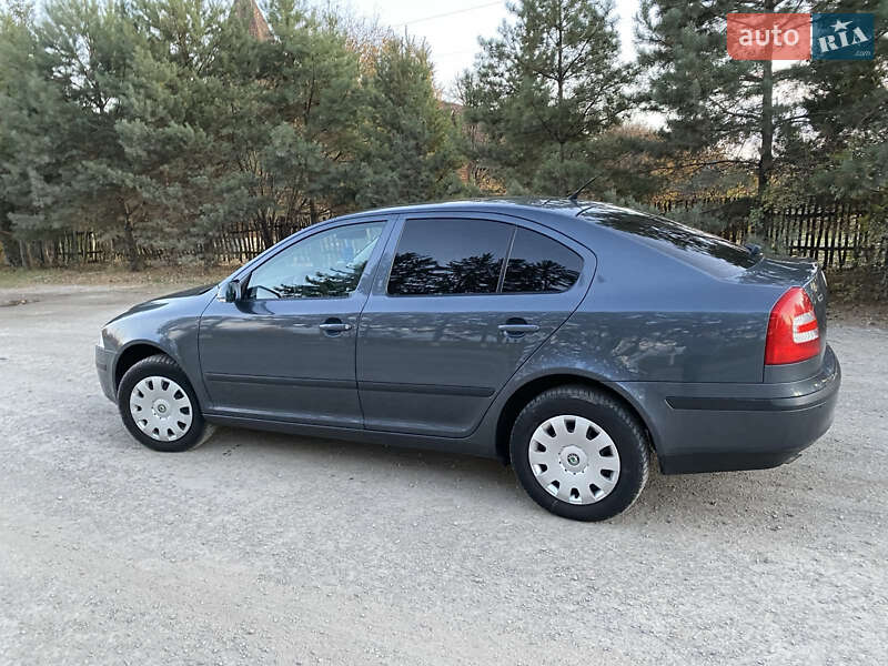 Лифтбек Skoda Octavia 2007 в Борщеве