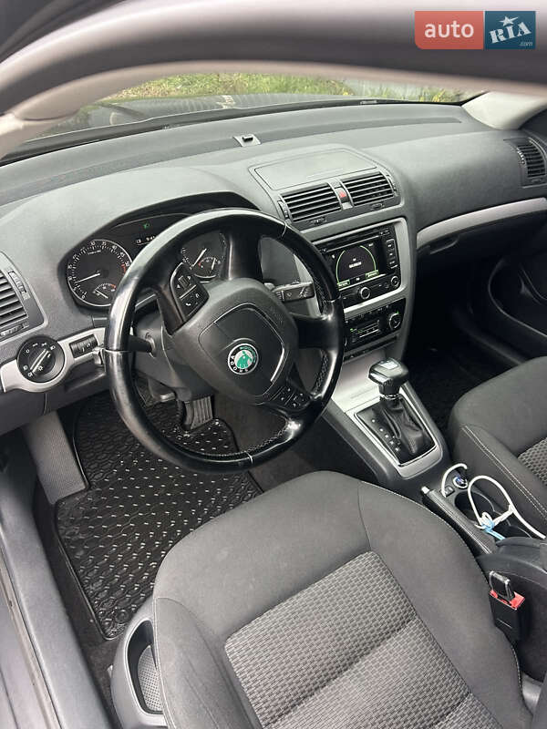 Универсал Skoda Octavia 2012 в Киеве фото 17 Универсал Skoda Octavia 2012 в Киеве