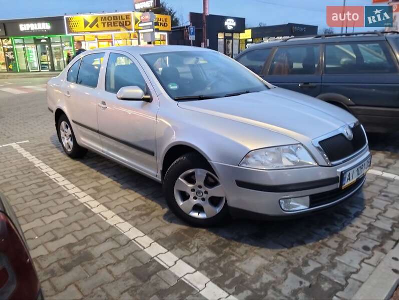 Ліфтбек Skoda Octavia 2008 в Житомирі