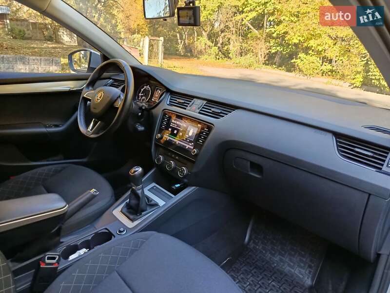 Лифтбек Skoda Octavia 2020 в Волочиске