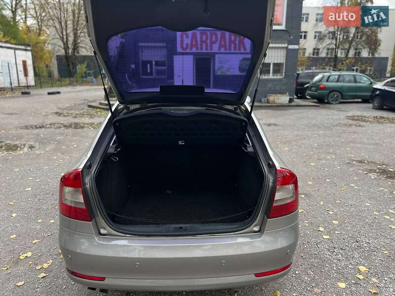 Лифтбек Skoda Octavia 2010 в Каменском
