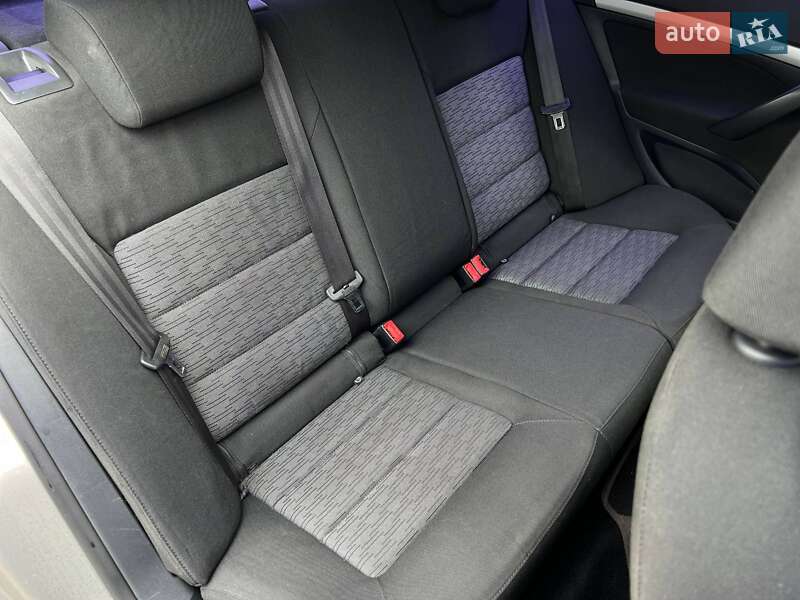 Лифтбек Skoda Octavia 2010 в Каменском