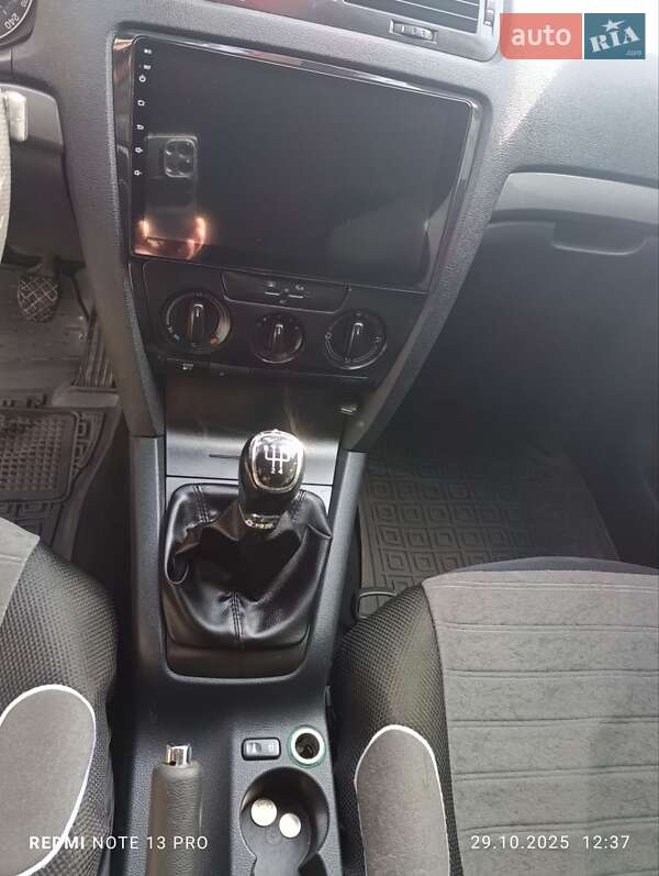 Лифтбек Skoda Octavia 2005 в Николаеве фото 3 Лифтбек Skoda Octavia 2005 в Николаеве