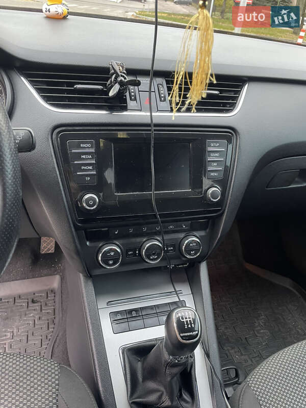Лифтбек Skoda Octavia 2014 в Черкассах фото 10 Лифтбек Skoda Octavia 2014 в Черкассах