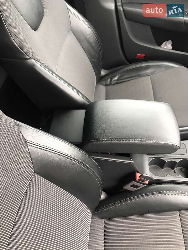 Універсал Skoda Octavia 2017 в Ужгороді фото 50 Універсал Skoda Octavia 2017 в Ужгороді