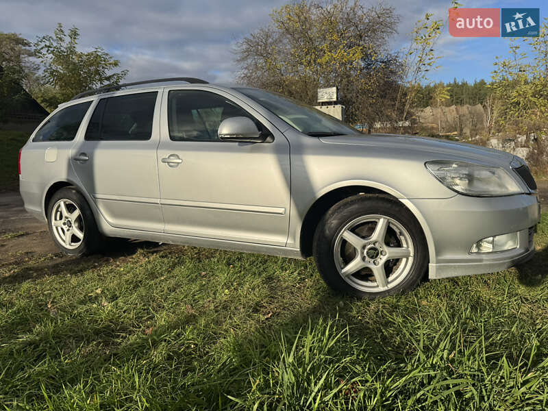 Универсал Skoda Octavia 2010 в Житомире