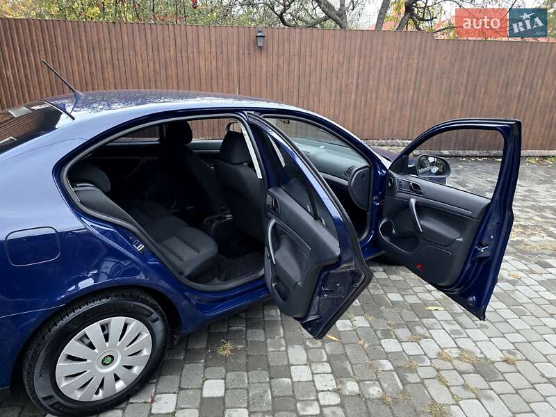 Лифтбек Skoda Octavia 2012 в Полтаве фото 66 Лифтбек Skoda Octavia 2012 в Полтаве