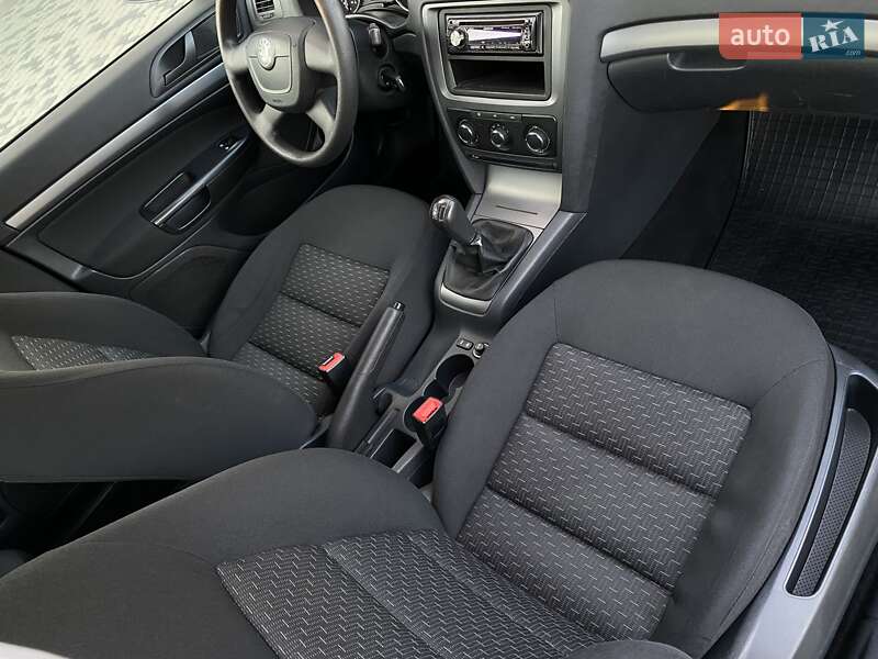 Универсал Skoda Octavia 2010 в Мукачево фото 48 Универсал Skoda Octavia 2010 в Мукачево