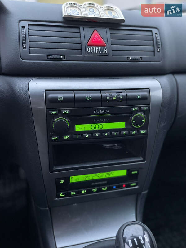 Универсал Skoda Octavia 2004 в Виннице