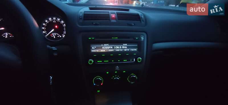 Универсал Skoda Octavia 2011 в Киеве фото 14 Универсал Skoda Octavia 2011 в Киеве