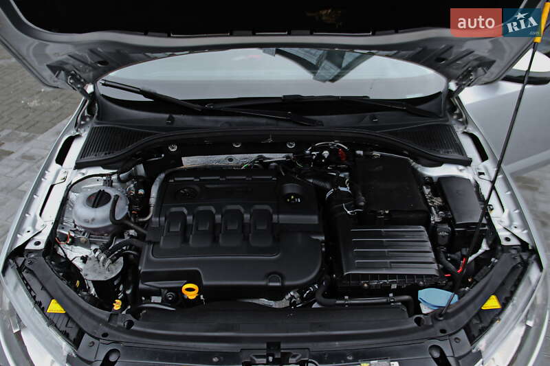 Універсал Skoda Octavia 2017 в Дніпрі