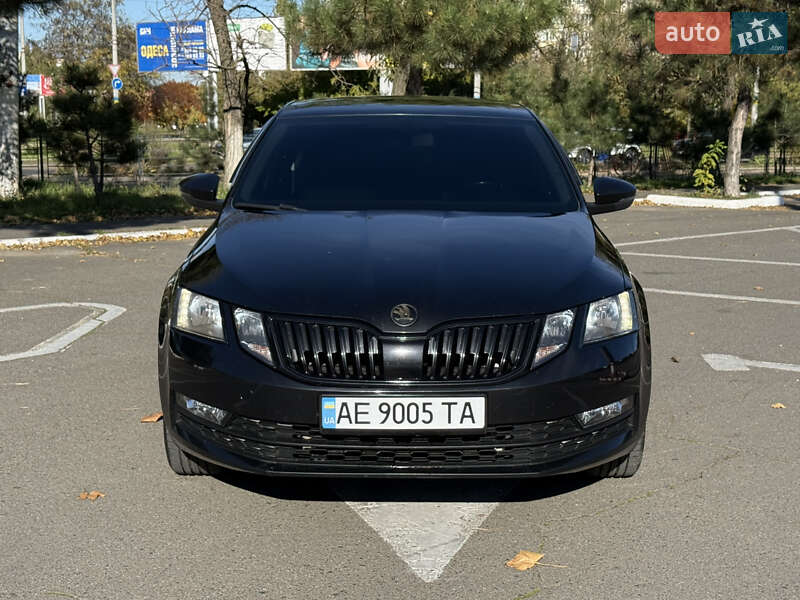 Лифтбек Skoda Octavia 2017 в Одессе