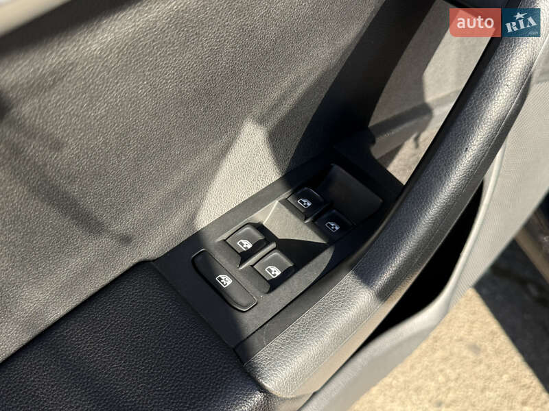 Лифтбек Skoda Octavia 2017 в Одессе