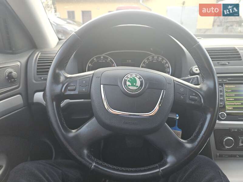 Универсал Skoda Octavia 2012 в Стрые