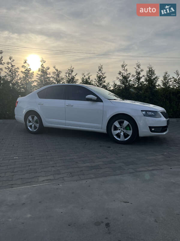 Лифтбек Skoda Octavia 2014 в Сельцо