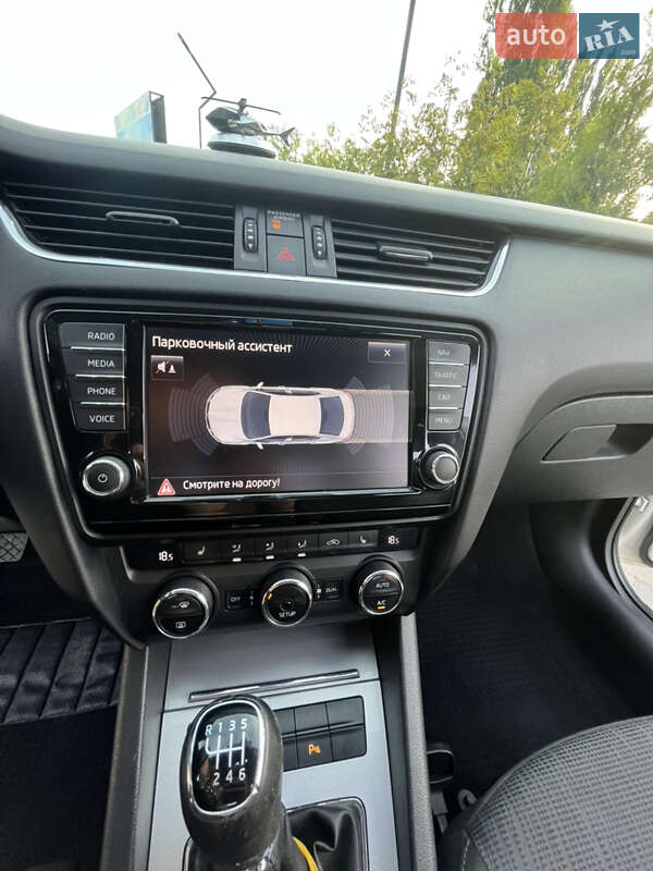 Лифтбек Skoda Octavia 2014 в Сельцо